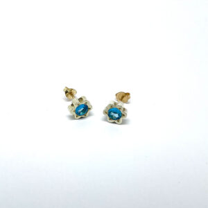 9ct White Gold Flower Studs
